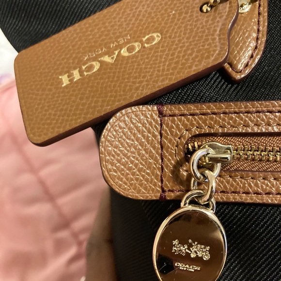 Coach Black and Tan Tote Bag with Gold Hardware - Picture 9 of 13